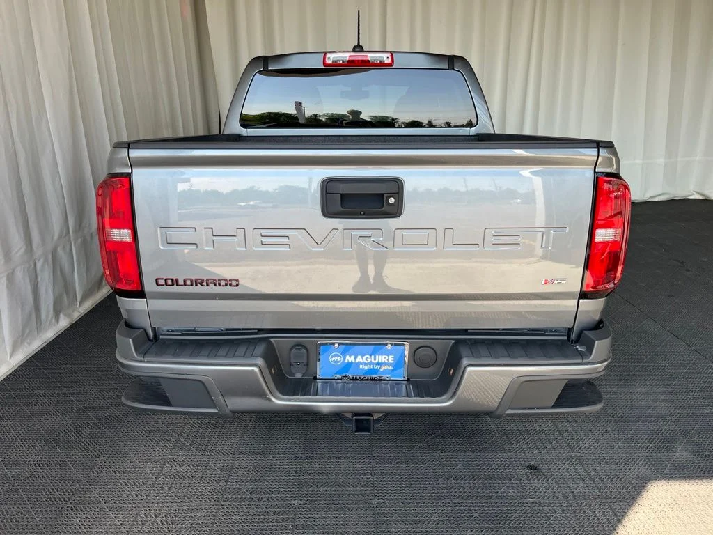 Used 2022 Gray Chevrolet LT image 25
