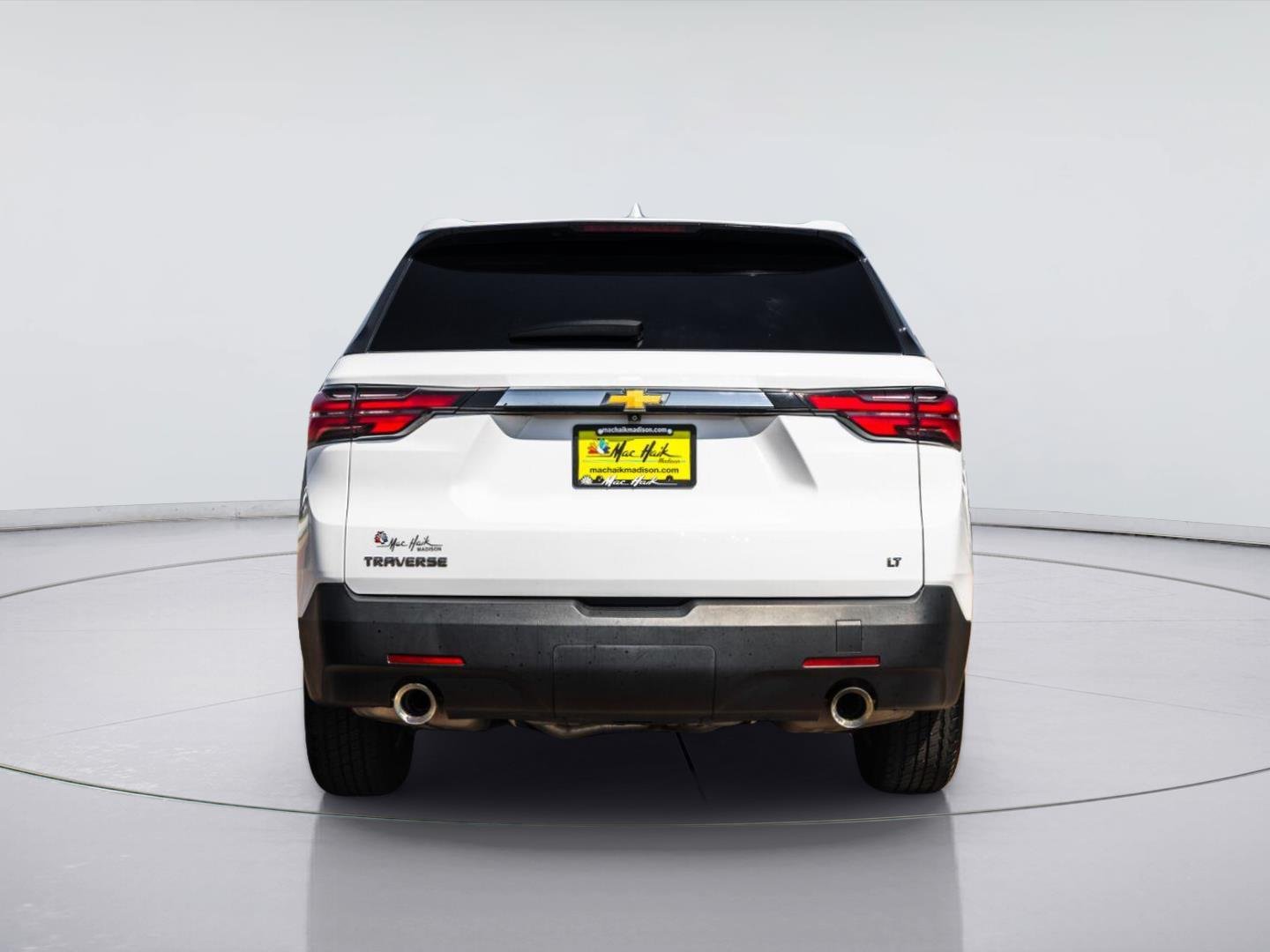 Used 2023 SUMMIT WHITE Chevrolet LT Cloth image 8