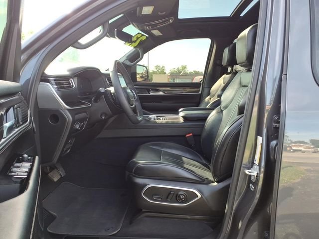 Certified Used 2023 Gray Jeep Base image 13