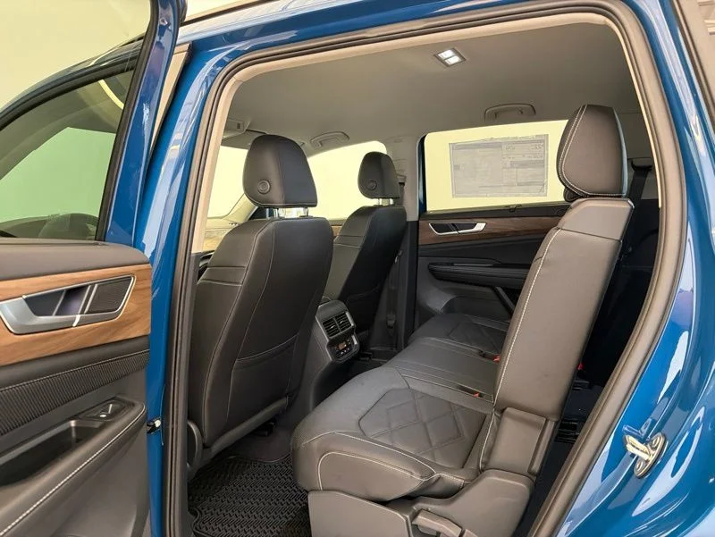 New 2026 Blue Volkswagen 2.0T SE w/Technology image 21