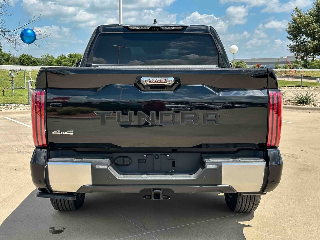 2024 Toyota Tundra Limited - Photo 4