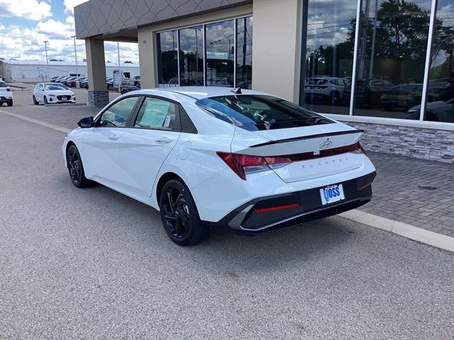New 2026 Serenity White Pearl Hyundai SEL Sport image 11