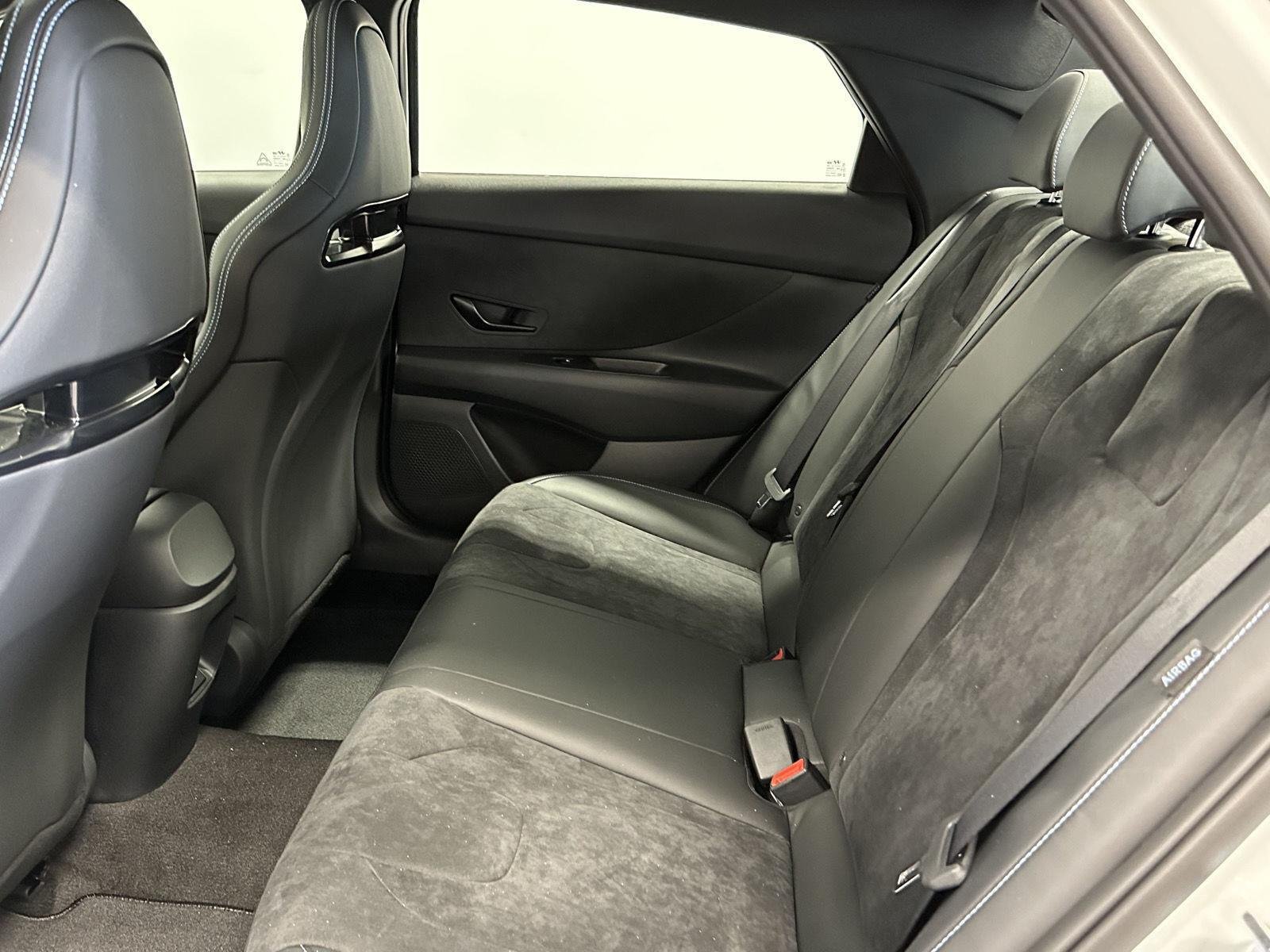New 2026 Atlas White Hyundai Sedan image 20