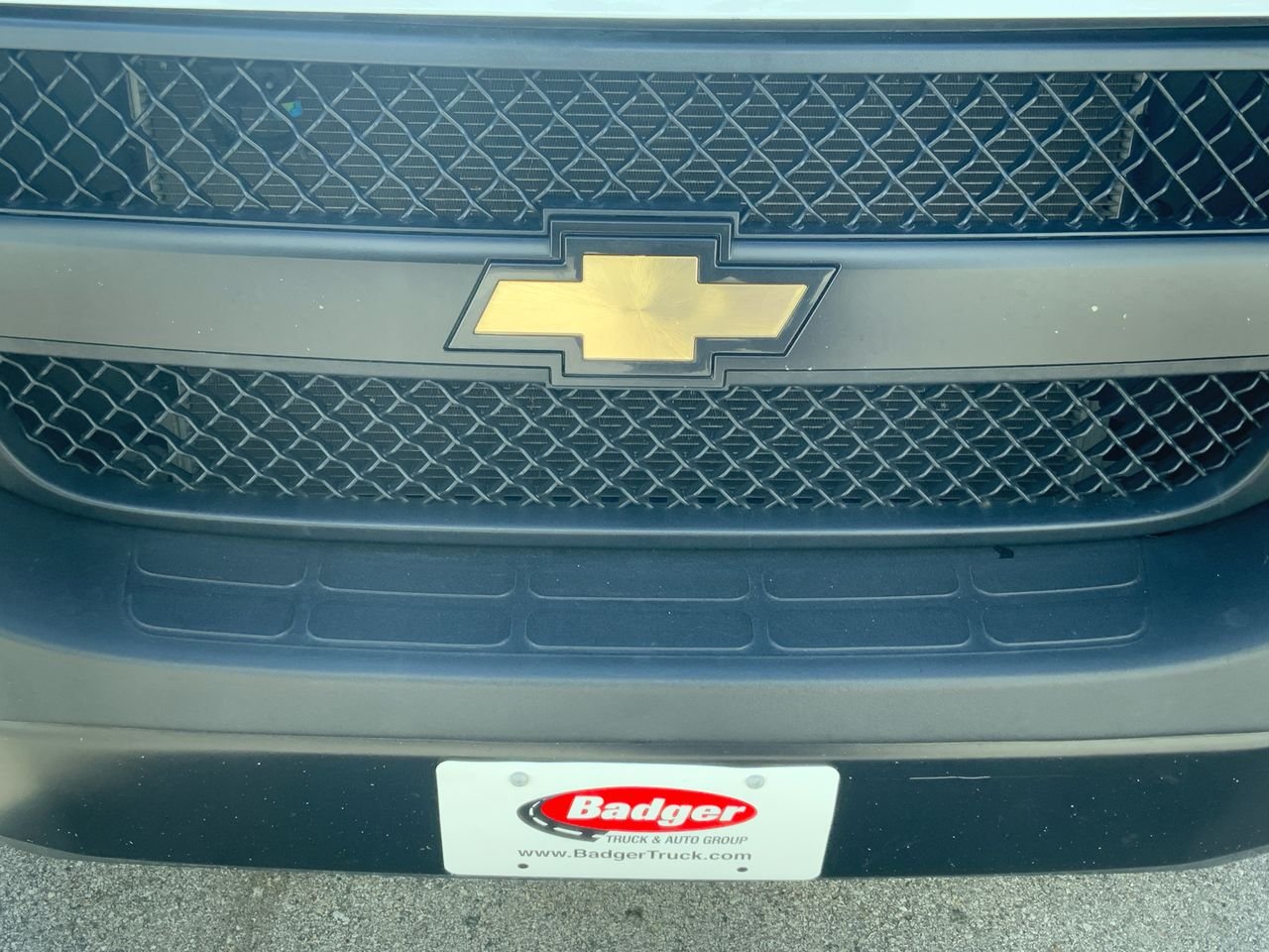 2022 Chevrolet Express Passenger LS - Photo 42