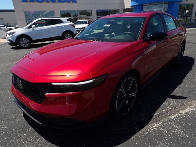 New 2026 Radiant Red Metallic Honda SE image 3