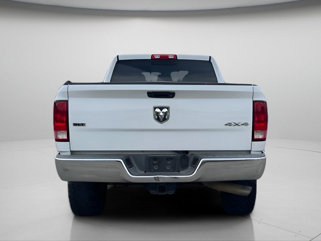 Used 2014 Bright White Clearcoat Ram SLT image 9