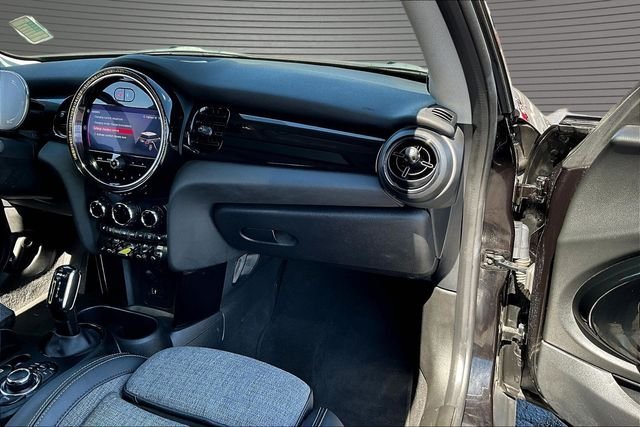 Used 2022 Black MINI  image 24