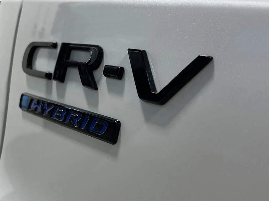 New 2026 Platinum White Pearl Honda AWD Sport Touring Hybrid image 5