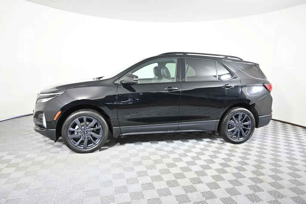 Used 2024 Chevrolet Equinox RS with VIN 3GNAXWEGXRL170026 for sale in Forest Lake, Minnesota
