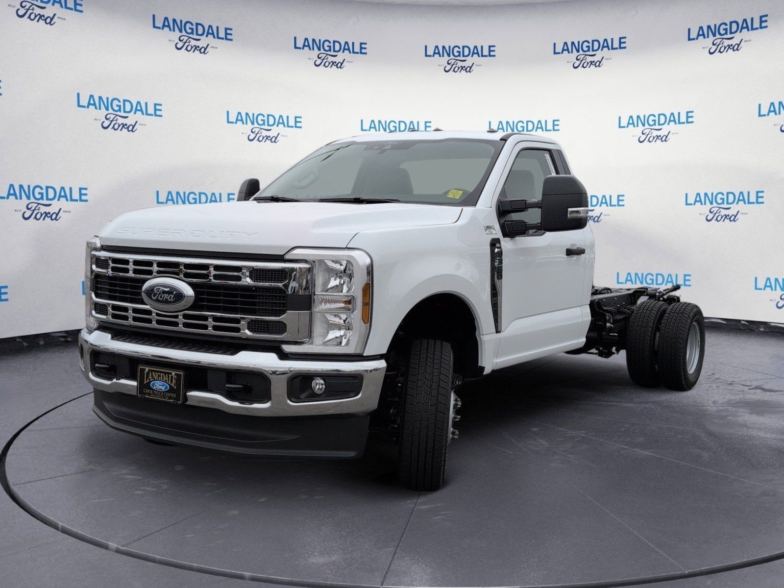 2026 Ford F-350 Super Duty Chassis Cab XL - Photo 11