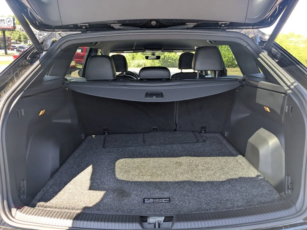 Used 2020  Volkswagen 3.6L V6 SE w/Technology image 24