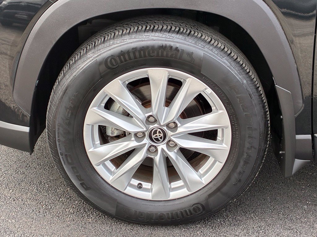 Used 2022 Black Toyota LE image 15