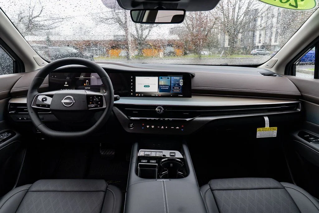 New 2026 Super Black Nissan Platinum image 10