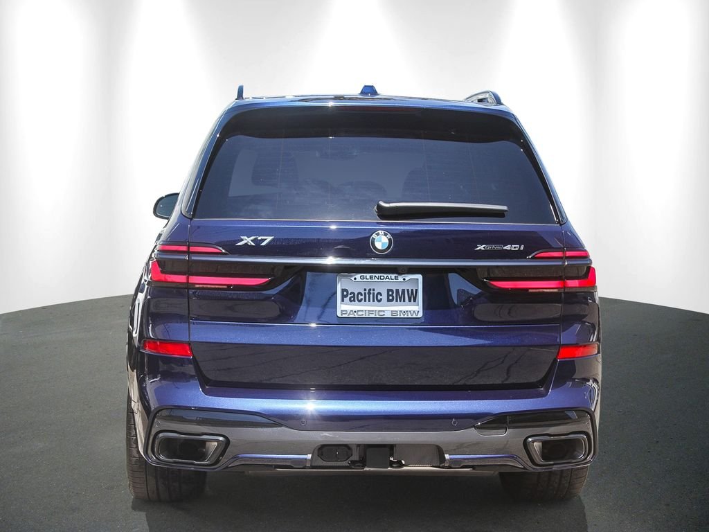 Used 2026 Tanzanite Blue II Metallic BMW xDrive40i image 5