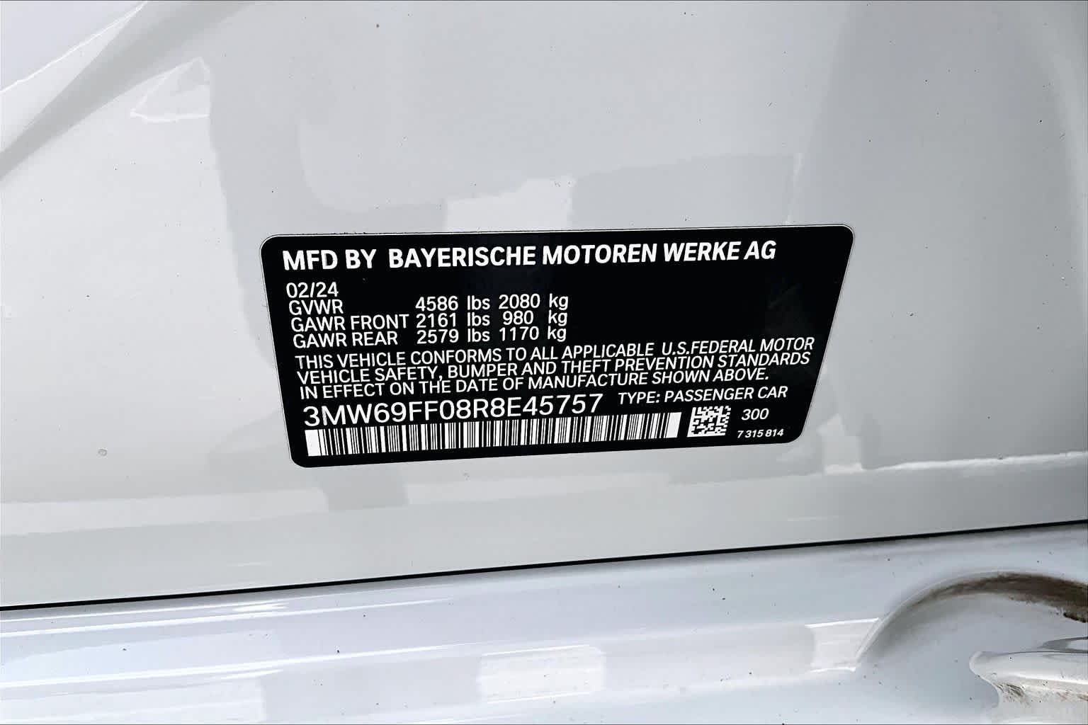 Used 2024 Alpine White BMW 330i image 33