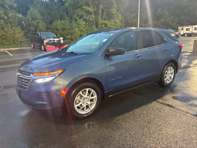 Used 2024 Chevrolet Equinox LS with VIN 3GNAXHEG6RL184565 for sale in Kansas City