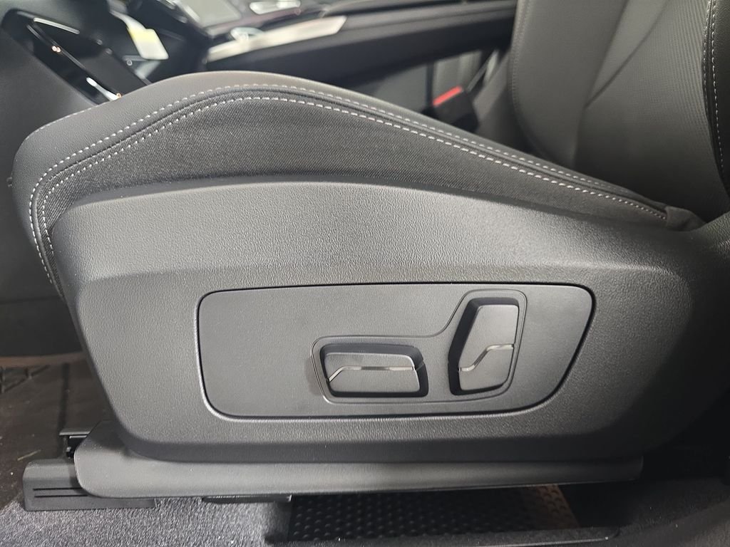 2026 BMW X2 28i - Photo 28