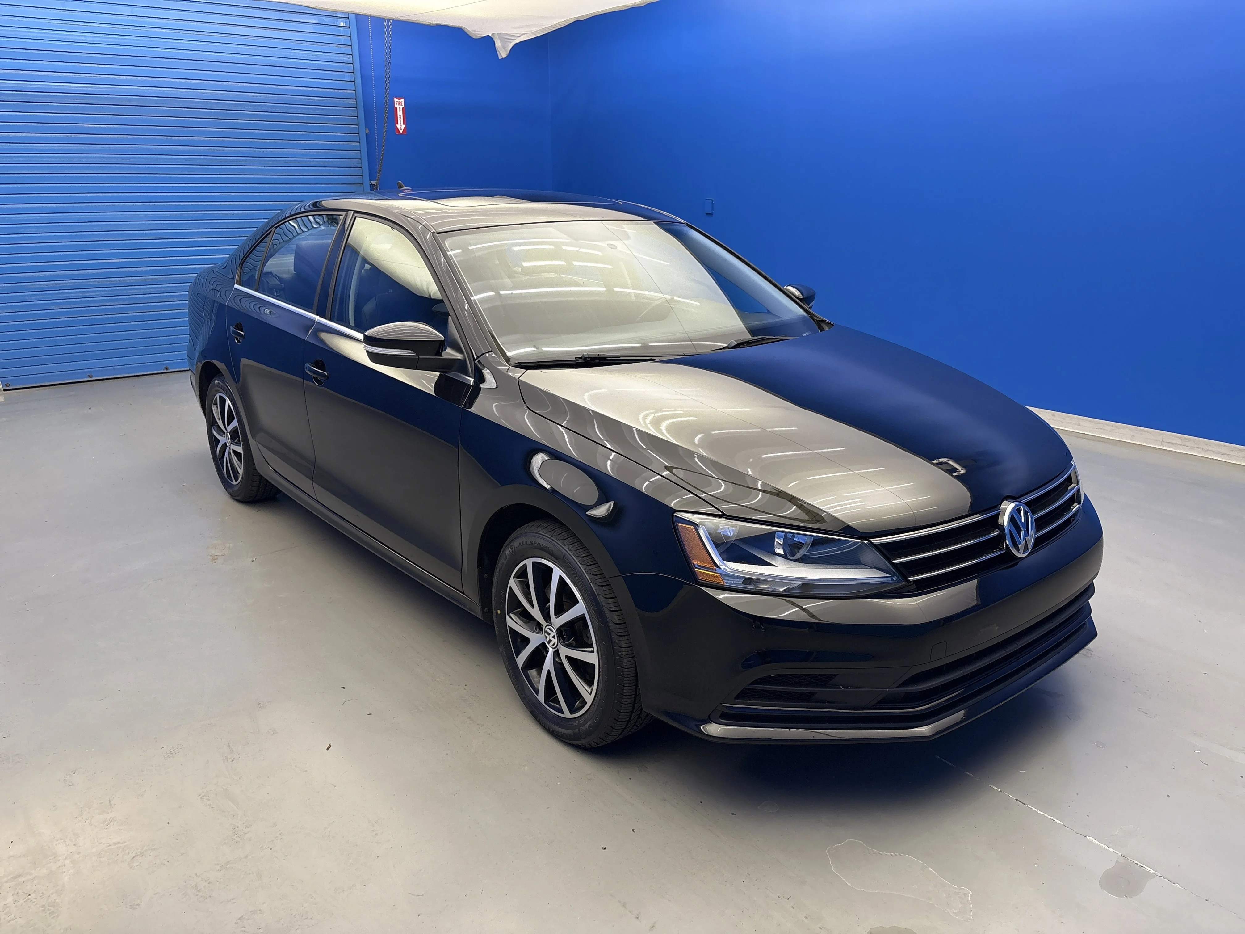 Used 2017 Volkswagen Jetta SE with VIN 3VWDB7AJ6HM262137 for sale in Jeffersontown, KY