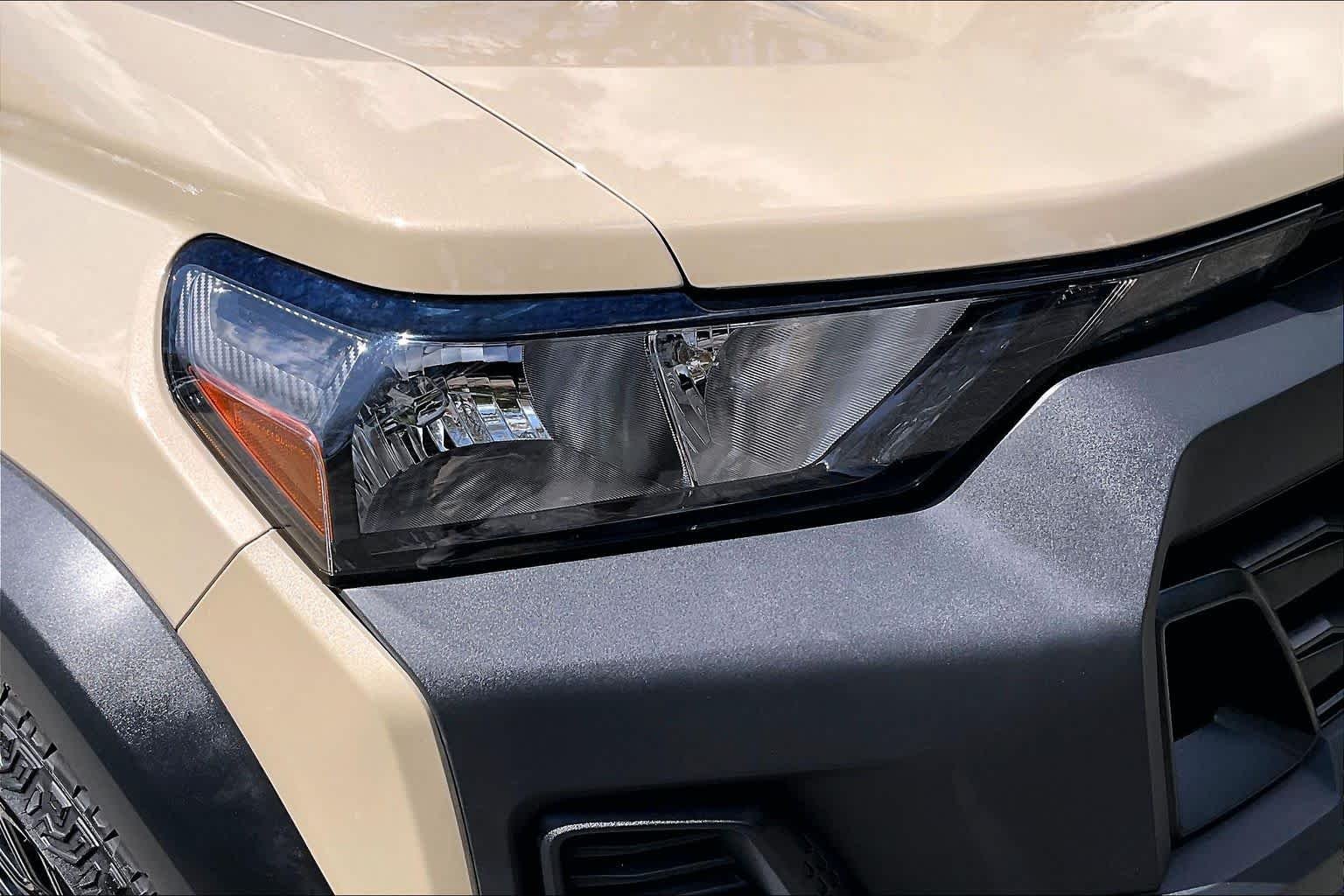 Used 2024 Sand Dune Metallic Chevrolet 4WD Trail Boss image 28