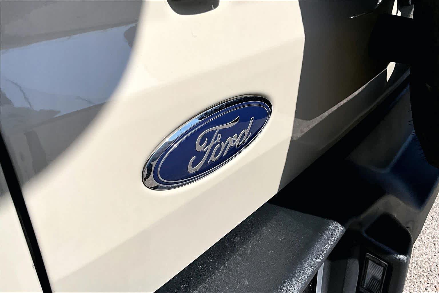 Used 2025 Desert Sand Ford Outer Banks image 31