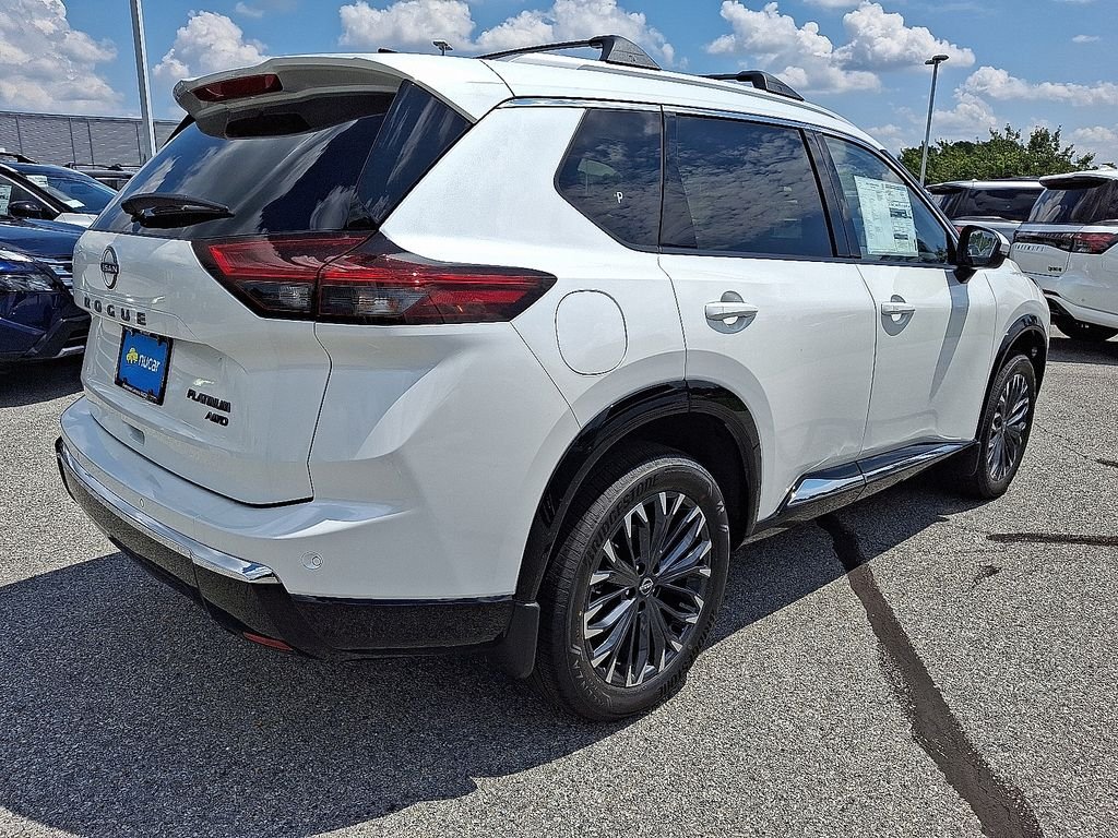 New 2026 Everest White Pearl TriCoat Nissan Platinum image 4