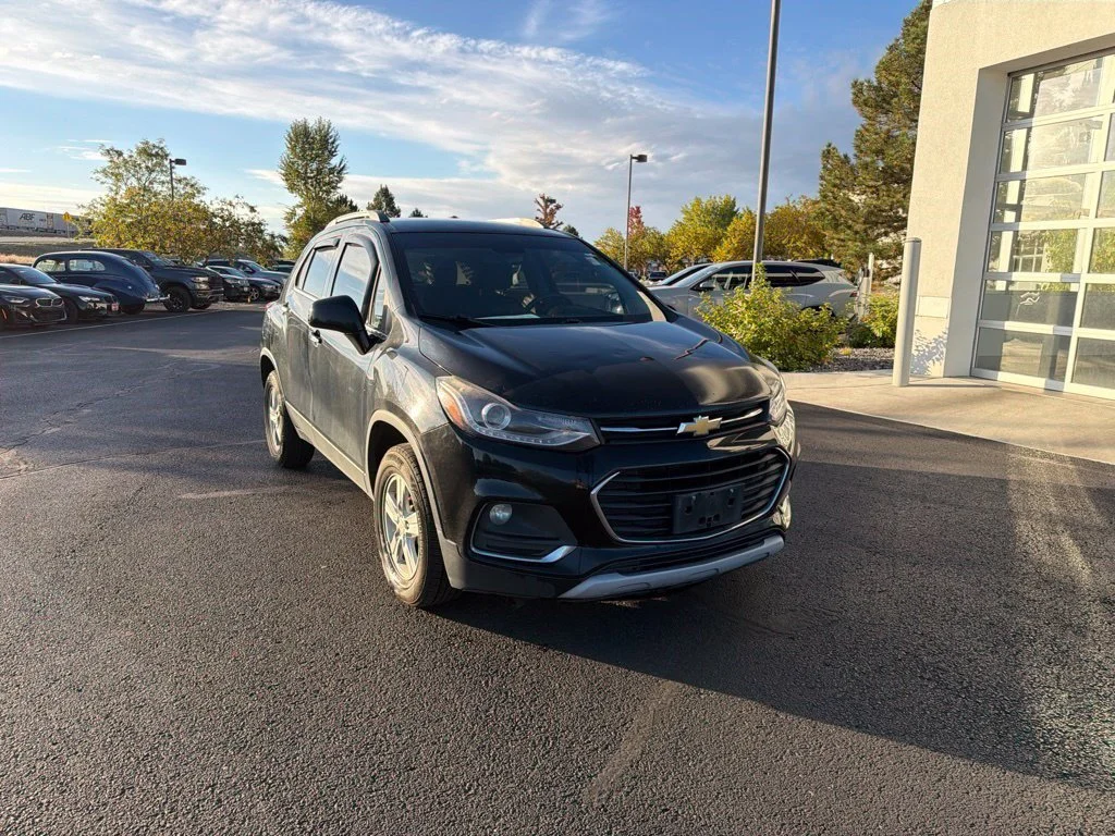 Used 2017 Black Chevrolet LT image 7