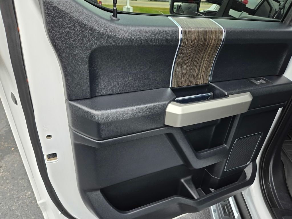 Certified Used 2021 Oxford White Ford Lariat image 34