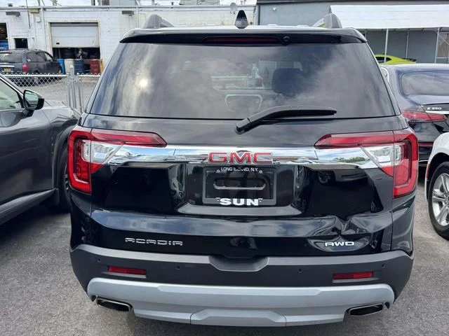 Used 2023 Black GMC SLE image 10