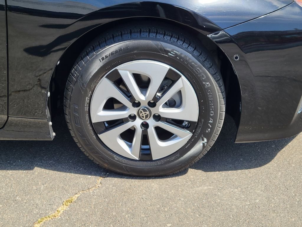 Used 2017 Black Toyota Two image 5