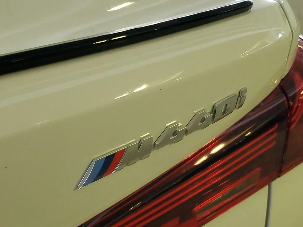 New 2026 Alpine White BMW M440i image 6