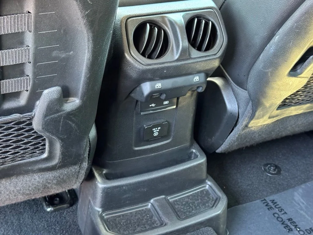 Used 2020 Gray Jeep Unlimited Rubicon image 37