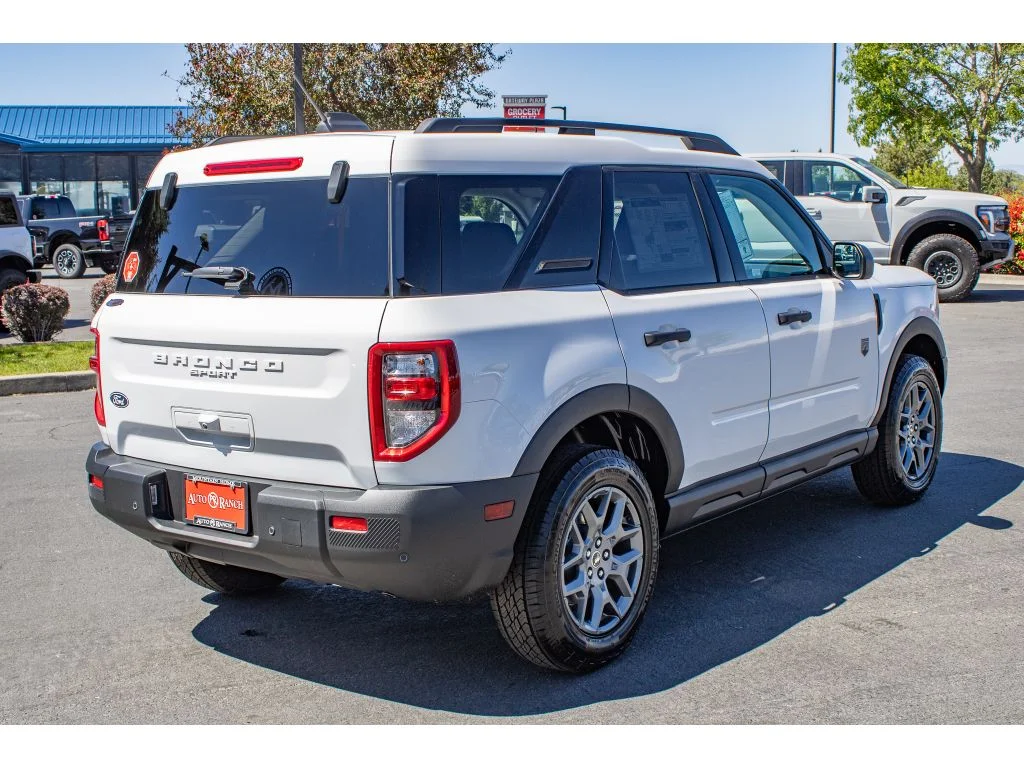New 2026 OXFORD WHITE Ford Big Bend image 8
