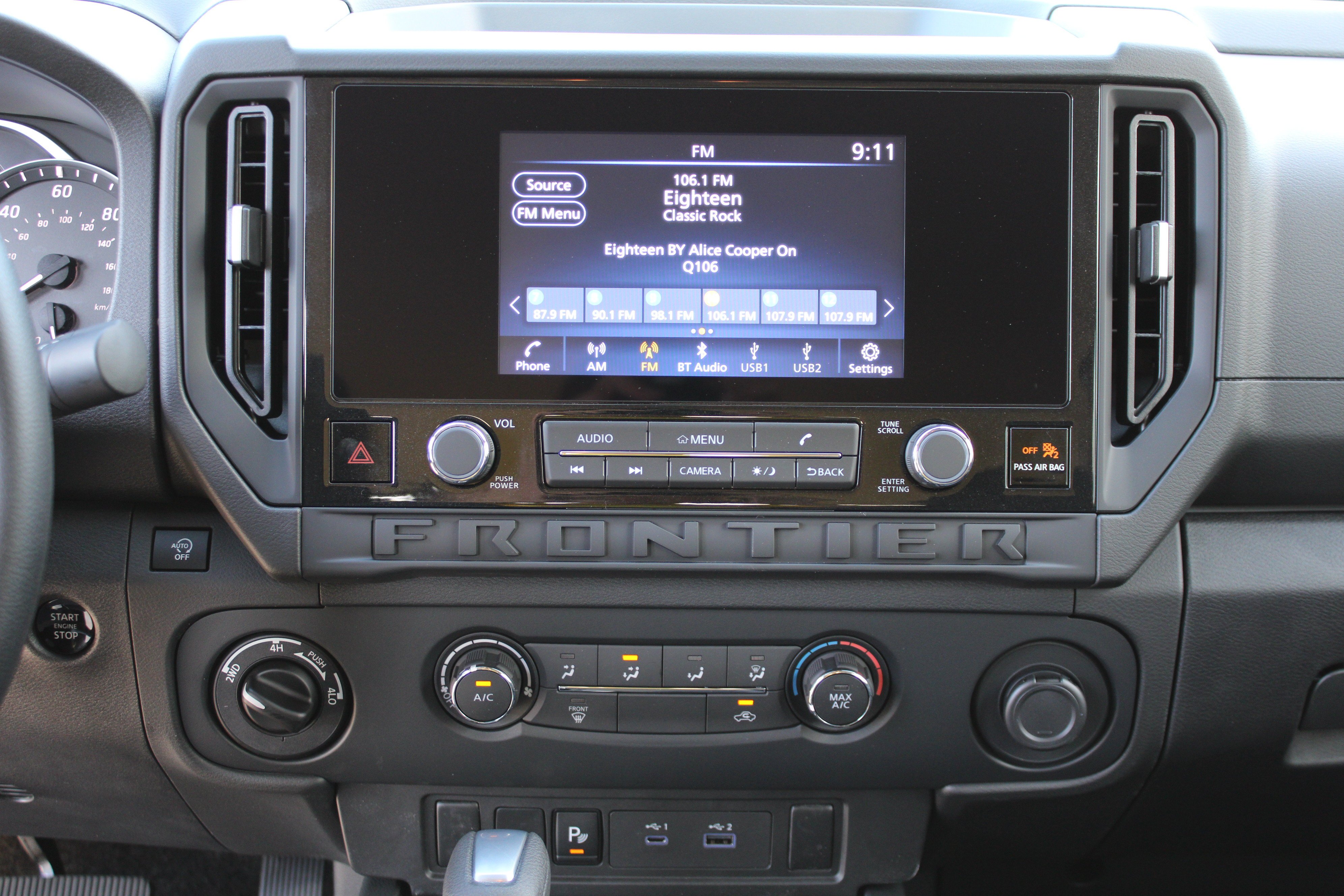 New 2026 Glacier White Nissan Crew Cab S image 13