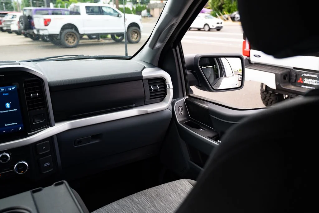 Used 2023 White Ford XLT image 10