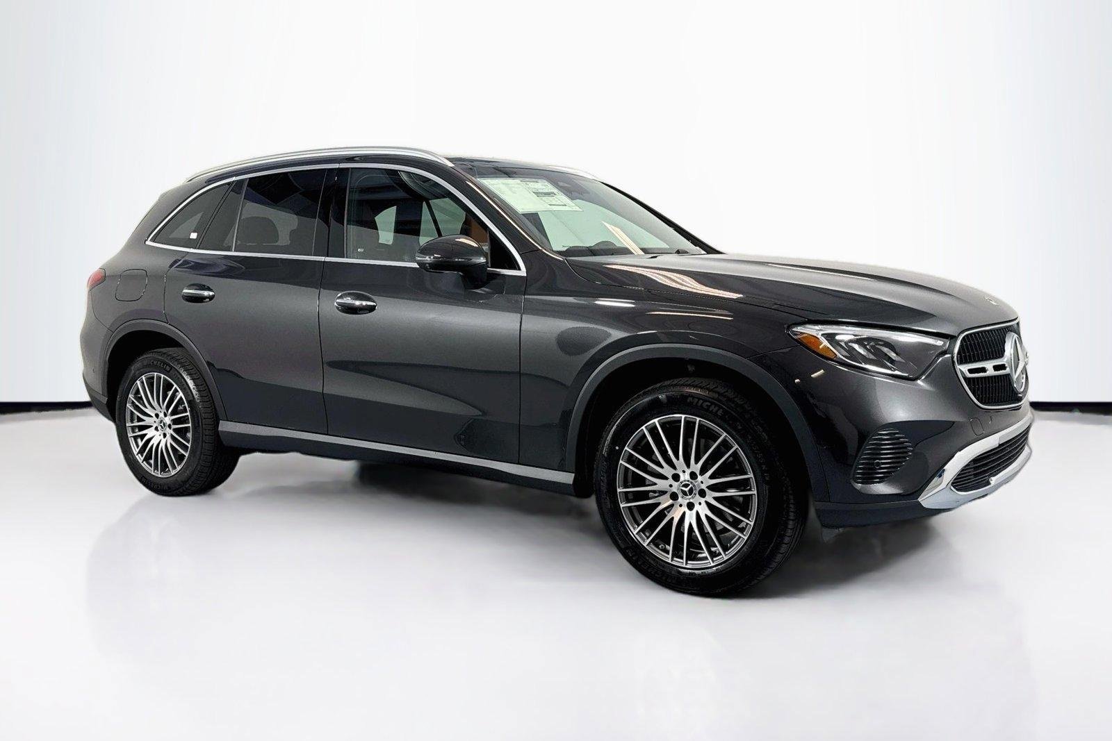 New 2026 Graphite Grey Metallic Mercedes-Benz GLC 300 image 3