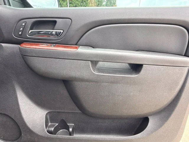 Used 2011 Black Chevrolet LTZ image 19