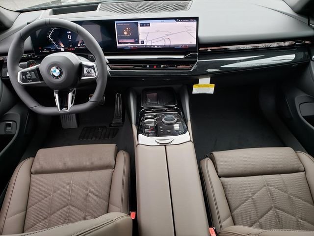 2026 BMW 5 Series 530i - Photo 18