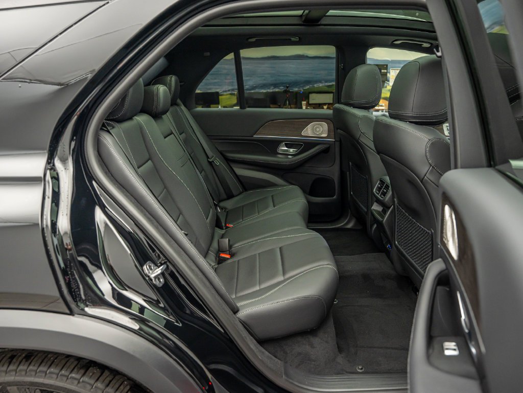 New 2027 Black Mercedes-Benz GLE 350 image 36