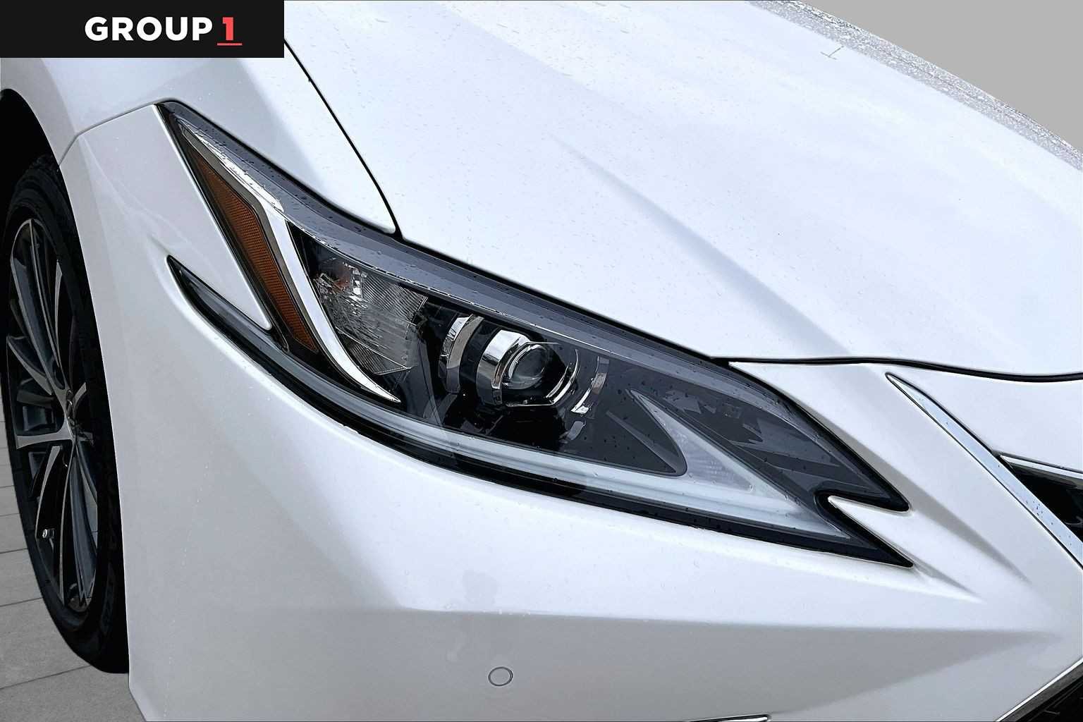 Certified Used 2024 Eminent White Pearl Lexus  image 25