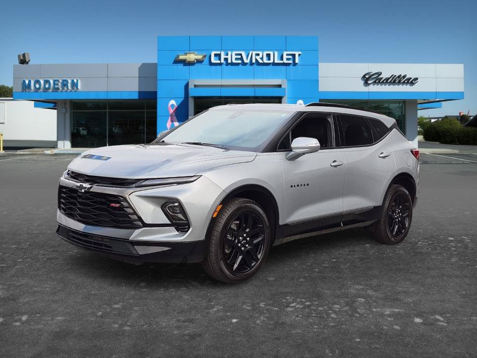 Used 2024 Sterling Gray Metallic Chevrolet RS image 1