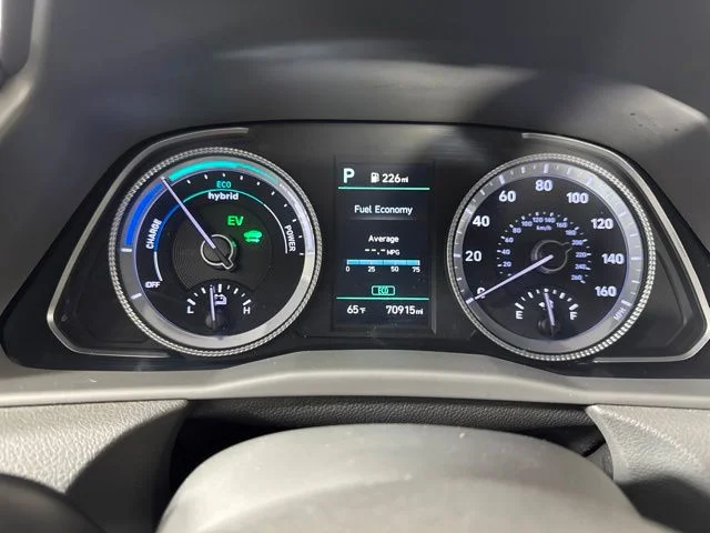 Certified Used 2023 Red Hyundai SEL image 15