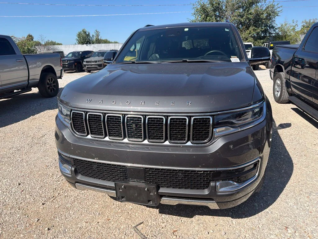 Used 2023 Gray Jeep Series III image 3