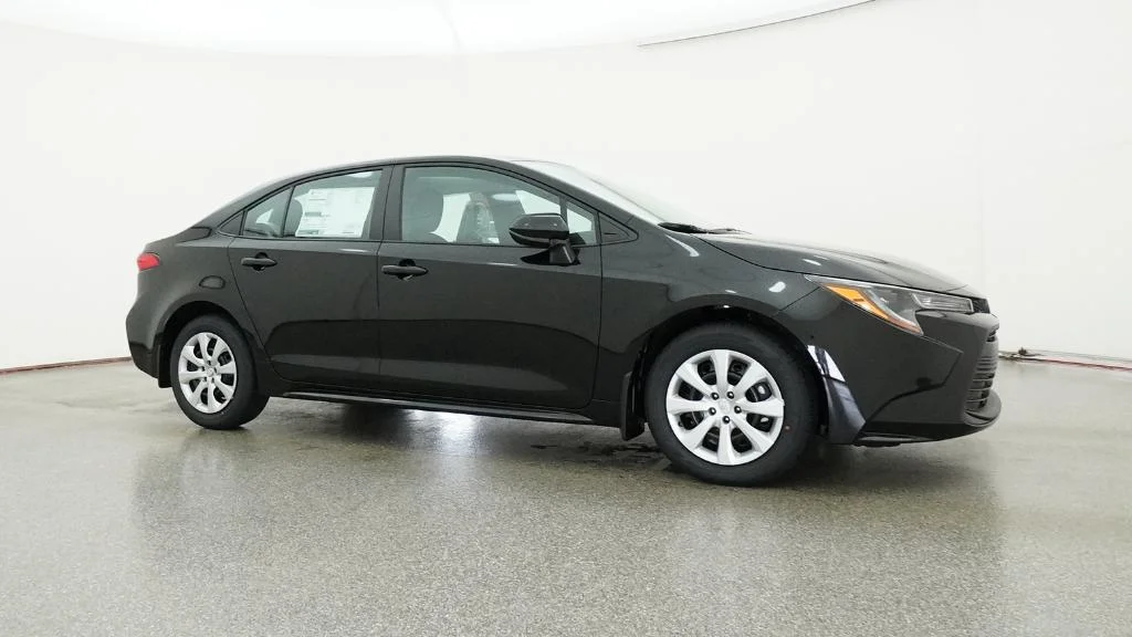 New 2026 Midnight Black Metallic Toyota LE image 11