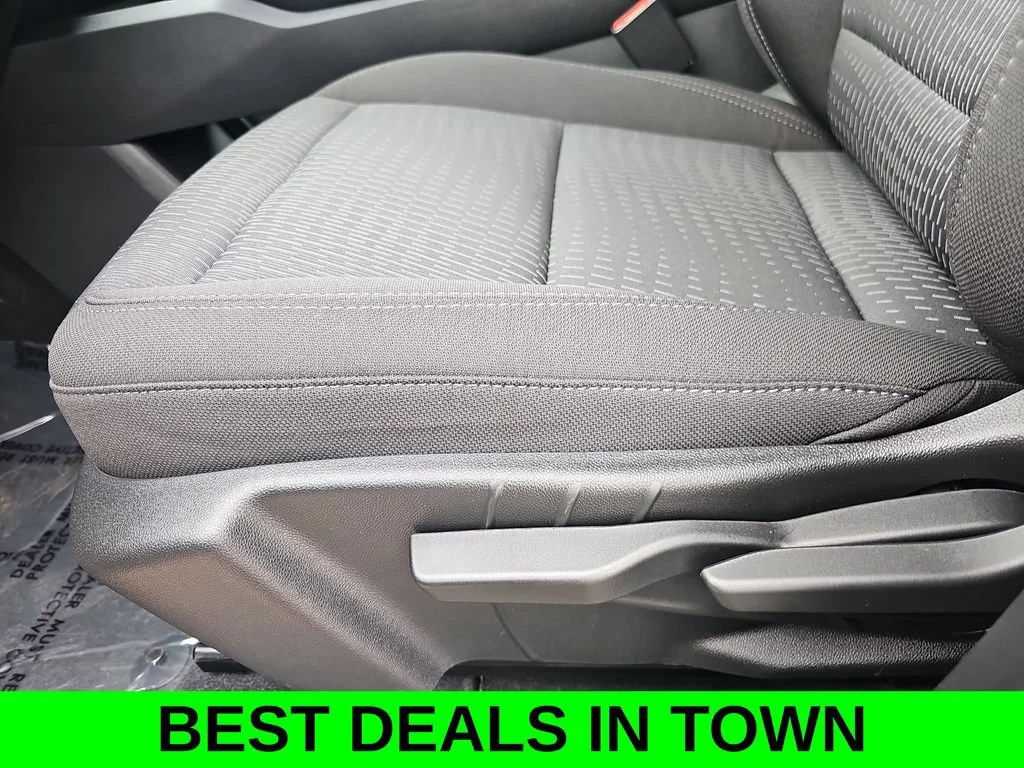 2026 Chevrolet Equinox LT - Photo 29