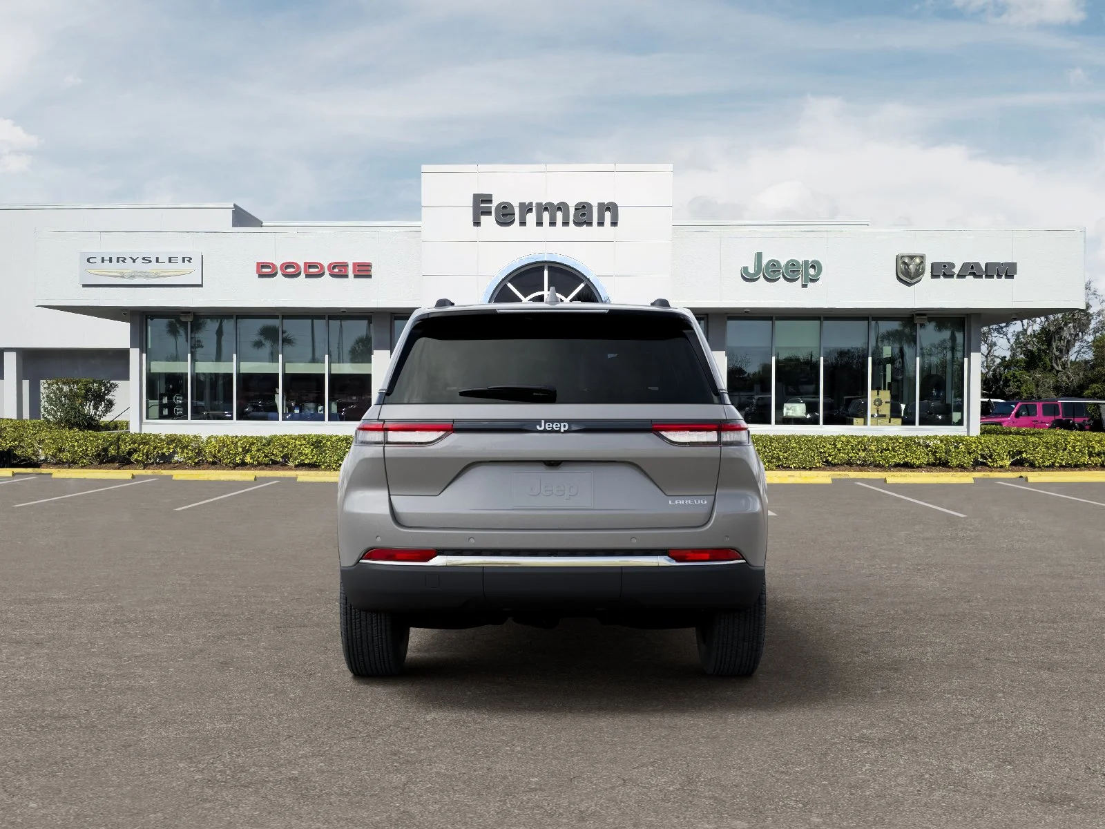 New 2026 Silver Zynith Jeep Laredo X image 41