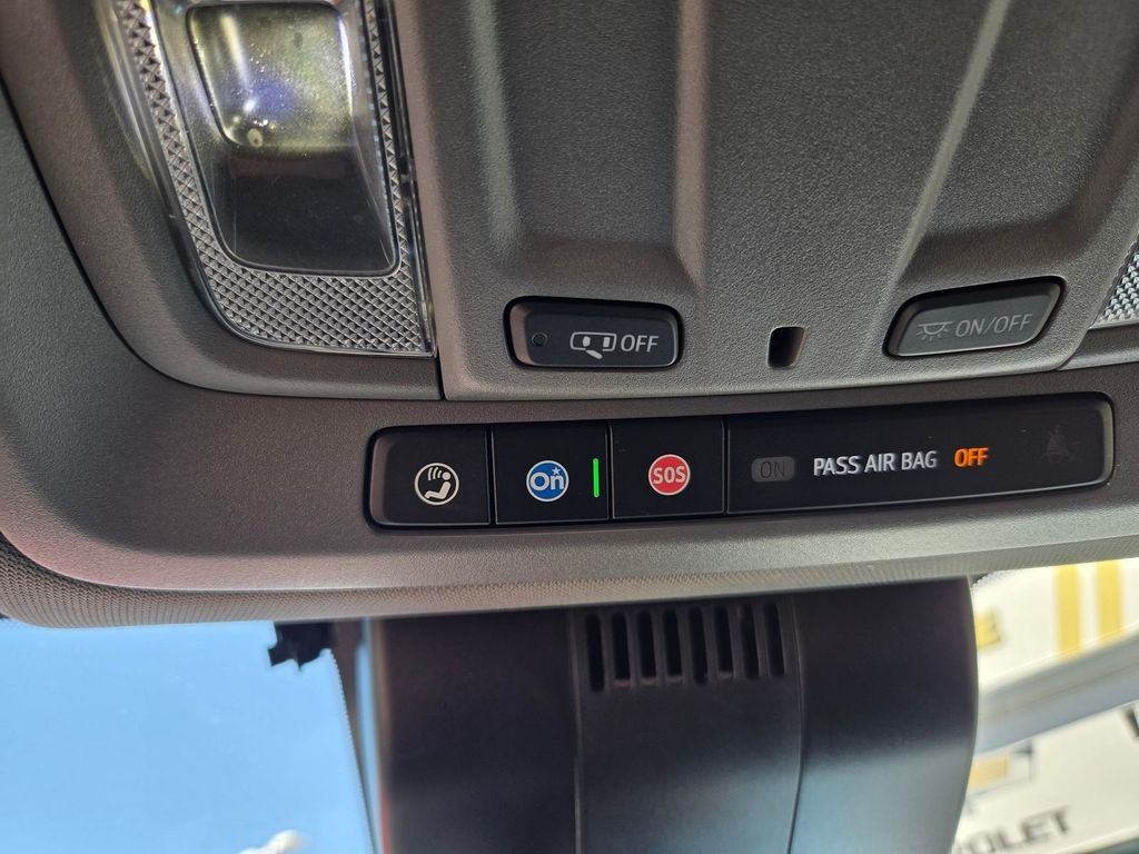 Used 2024 White Chevrolet LT Trail Boss image 7