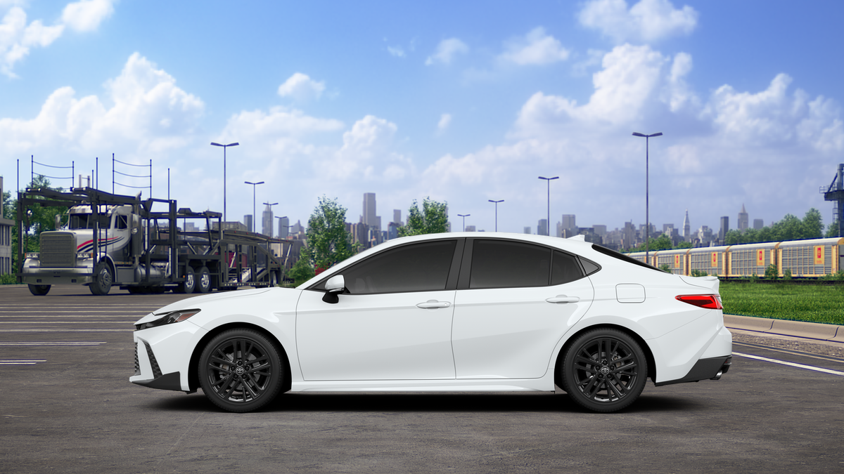 New 2026 Ice Cap Toyota SE image 4