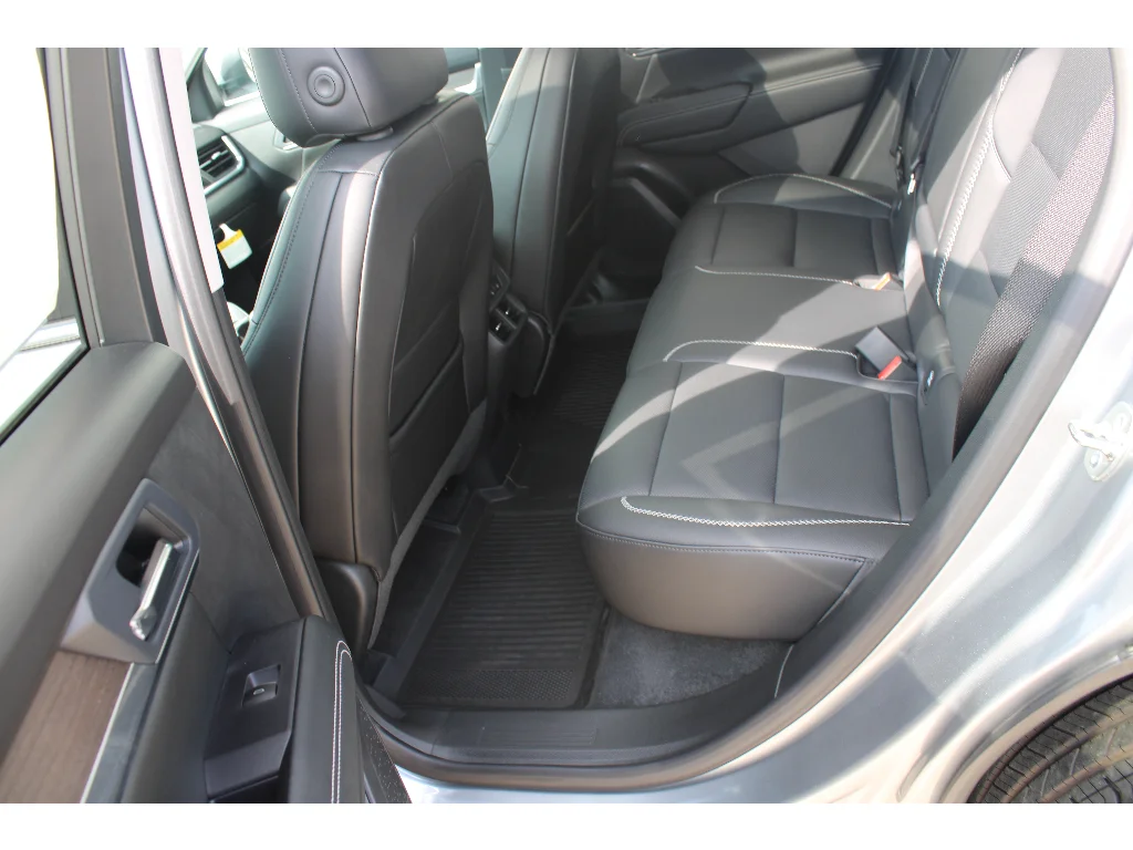 New 2026 STERLING METALLIC GMC AWD Denali image 4