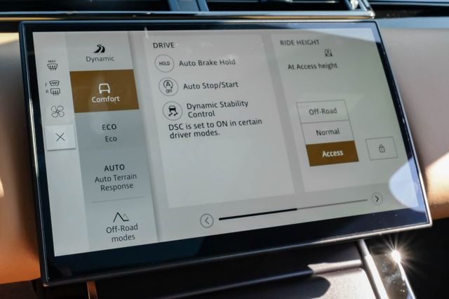 New 2026 Santorini Black Land Rover Autobiography image 34