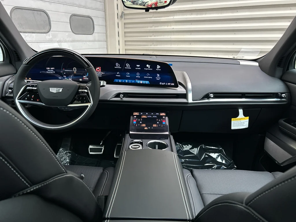 2026 Cadillac VISTIQ Luxury - Photo 14
